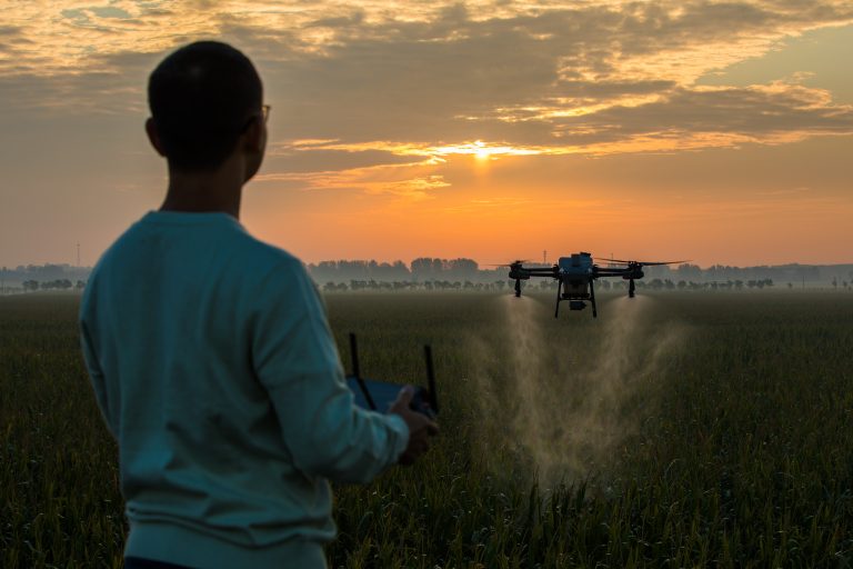 Peran drone dalam mengurangi limbah pestisida