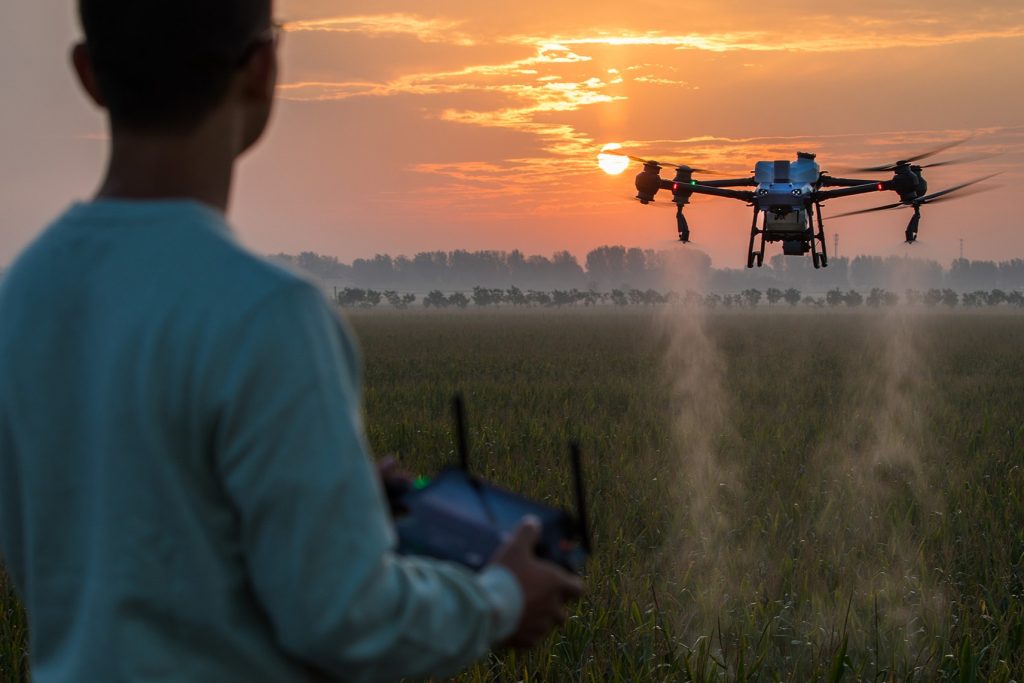Faktor Penting dalam Teknik Penyemprotan Drone Pertanian
