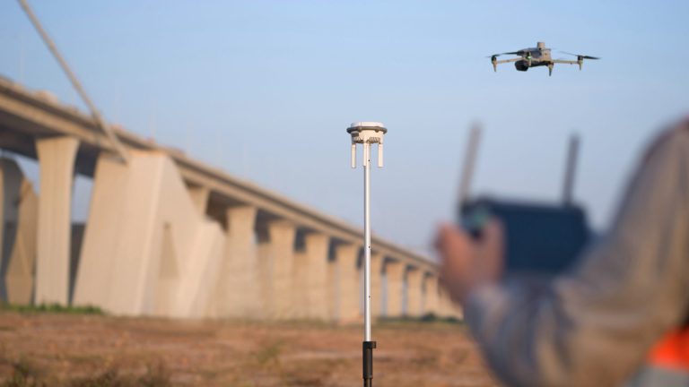 Apa Saja Peran Radar dan RTK pada Drone Pertanian?