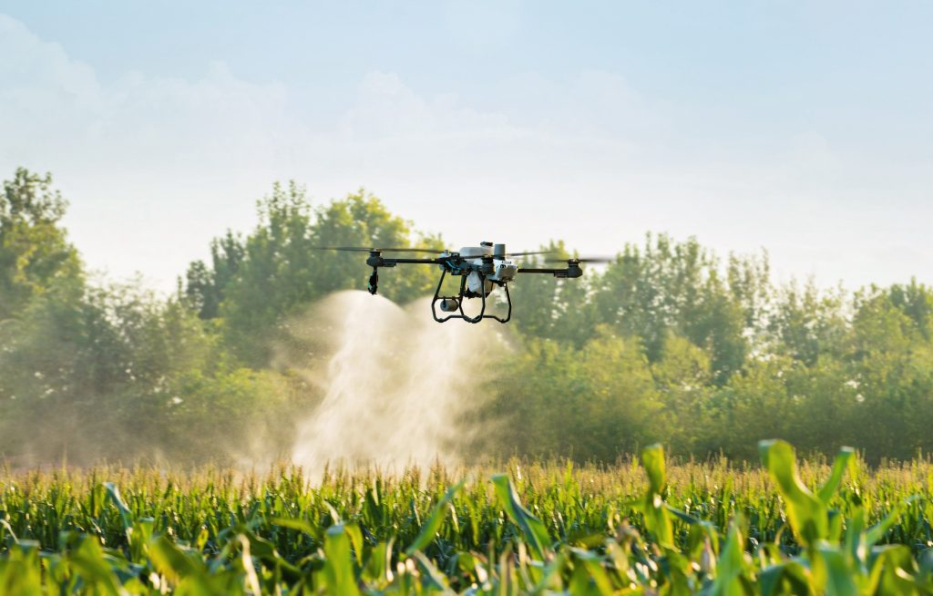 Memanfaatkan Teknologi Drone Pertanian
